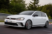 Volkswagen создал юбилейную версию хэтчбека Golf GTI