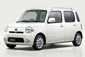 Daihatsu Mira Cocoa - для экономных женщин