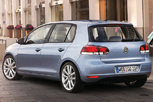 Volkswagen Golf подешевел 