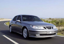 Saab 9-5 и хэтчбек Saab 9-3 получили статус "Самого безопасного автомобиля" на основании данных о дорожно-транспортных происшествиях в Швеции.