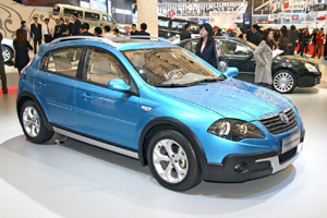 Кроссовер Brilliance FRV Cross на автосалоне в Шанхае
