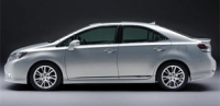 Гибрид Lexus HS 250h начнут продавать уже летом
