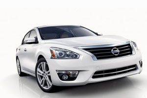 Nissan Altima станет гибридом к 2014 году 