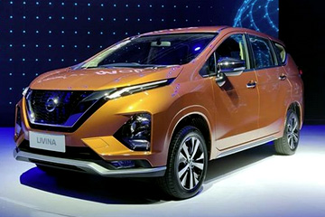 Nissan представил минивэн Livina