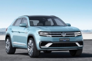 Новый кроссовер Volkswagen Cross Coupe GTE представят в Детройте