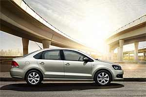 Volkswagen Polo Sedan появится только осенью