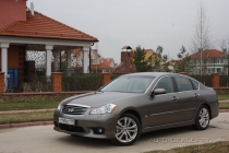 Infiniti M: новое «лицо» новые опции