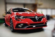 Фото нового Renault Megane RS