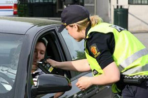 Алкотестеры становятся незаменимыми приборами безопасности ответственных автомобилистов 