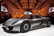 Гибридный спорткар Porsche 918 Spyder представили на мотор-шоу в Женеве