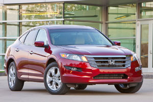 Honda начинает российские продажи модели Accord Crosstour