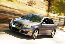 Только сейчас, приобретая  Volkswagen Jetta  в компании "Авто АЛЕА", Вы получаете полный страховой пакет КАСКО в подарок.