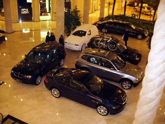 Презентация новинок - спортивного купе BMW 645 Ci и нового внедорожника представительского уровня BMW ХЗ.