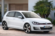 Volkswagen Golf GTI получит крышу из карбона