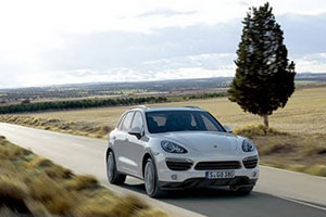 Porsche показал новый Cayenne