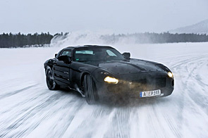 Mercedes-Benz SLS AMG: высокие технологии и волшебная притягательность