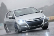 Honda модернизировала Insight