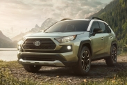 Дилеры начали приём заказов на новый Toyota RAV4