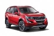 Семиместный Mahindra XUV500 обновился