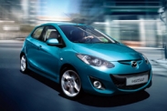 Обновленную Mazda2 покажут в Париже