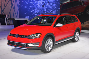 Volkswagen привез в Нью-Йорк универсал Golf Alltrack