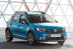 Фото обновленных Renault Logan и Sandero