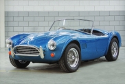 Культовый родстер AC Cobra подключат к розетке