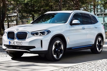 Электрокроссовер BMW iX3 показался в товарном виде