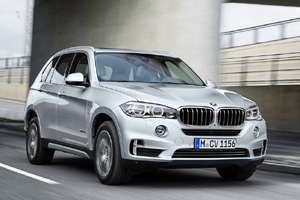 BMW рассекретила гибридный X5