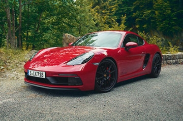 Porsche представила GTS-версии 718 Cayman и Boxter