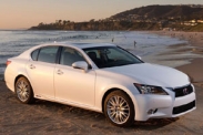 Названы российские цены седана Lexus GS 450h 