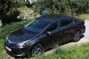 Первые фото нового Avensis