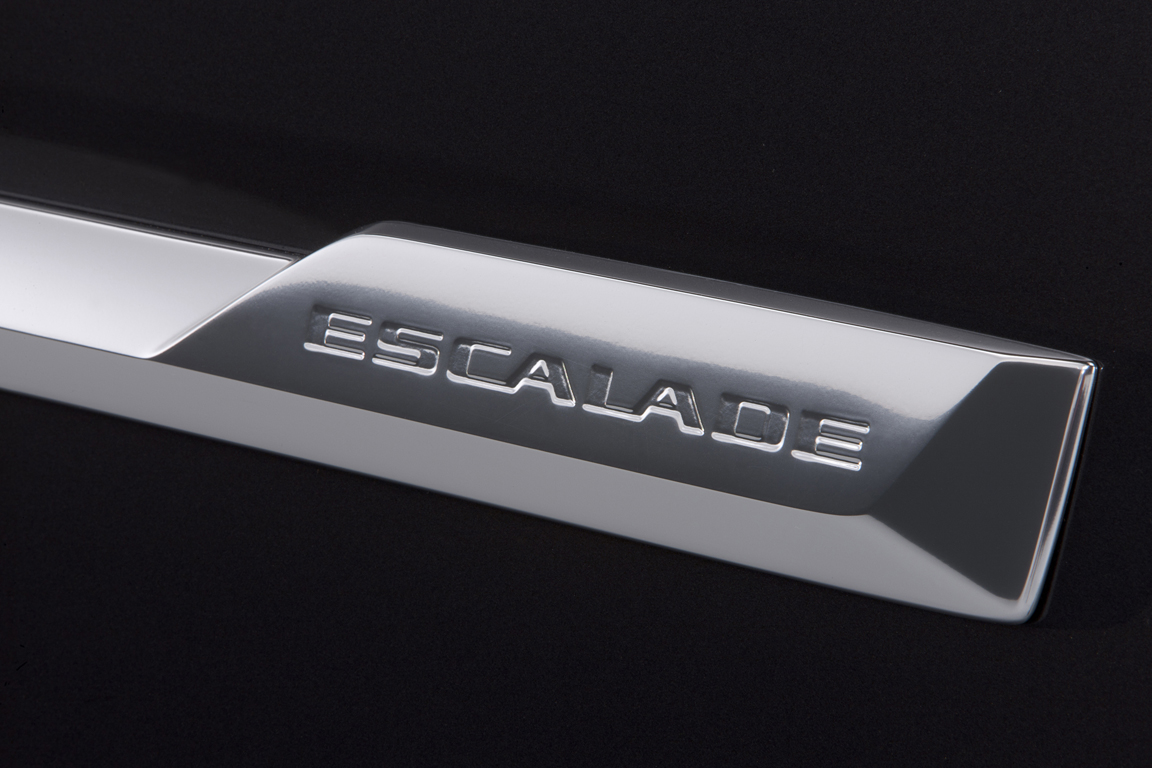 Cadillac Escalade ESV: Мало не покажется