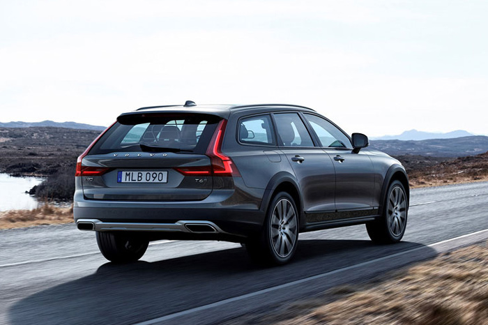 Volvo V90 Cross Country