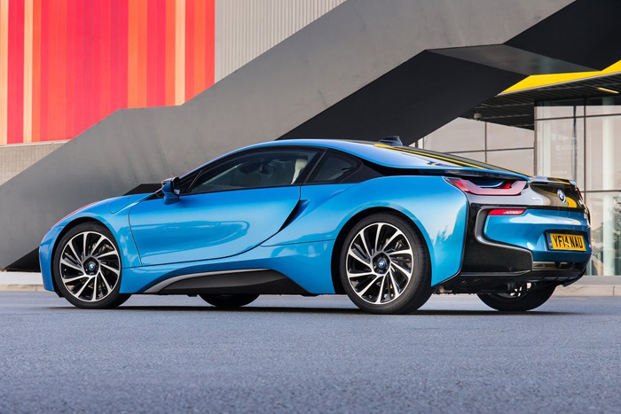 BMW i8