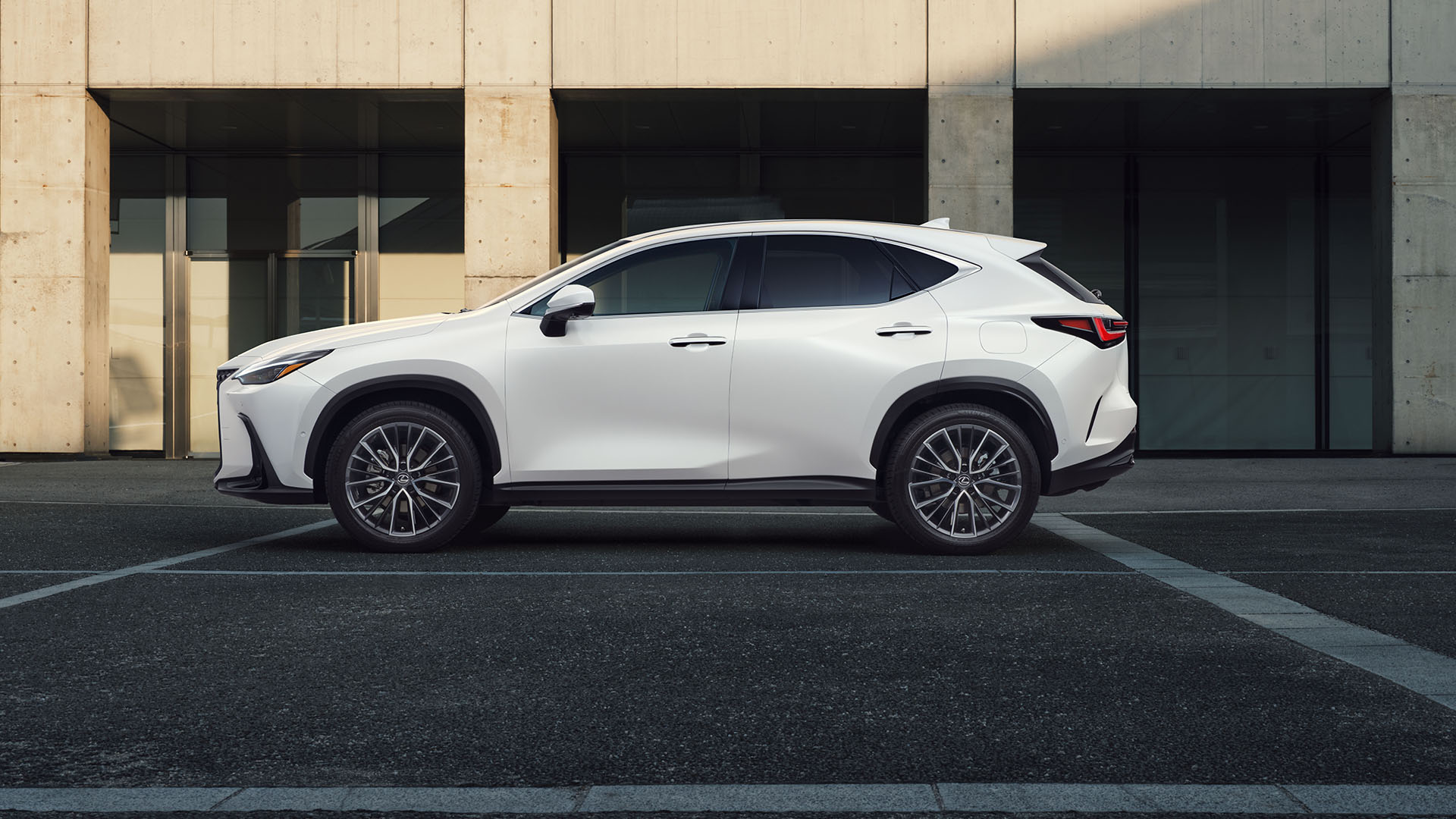 Новый Lexus NX 2022