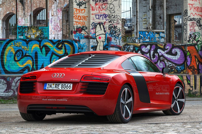 Audi R8 e-tron Concept