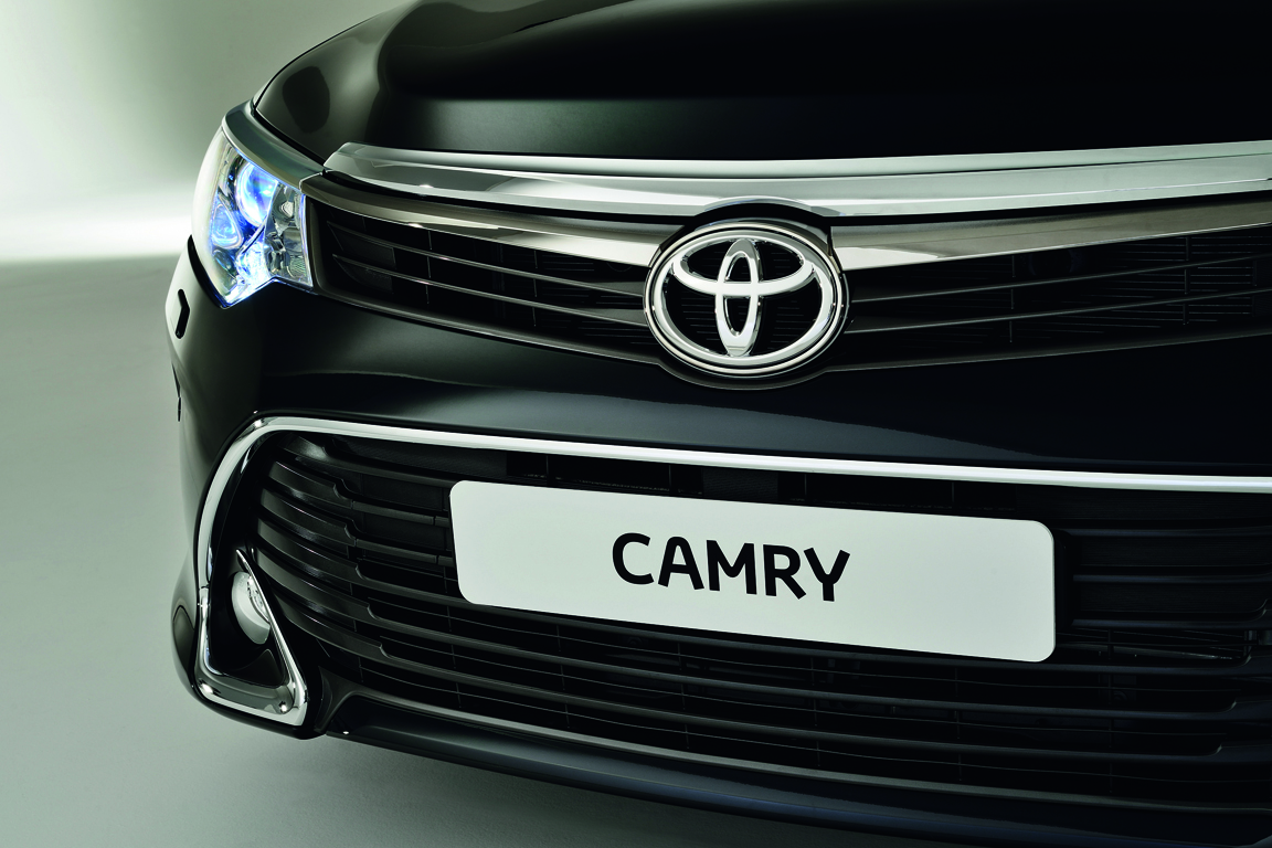 Toyota Camry (2014)