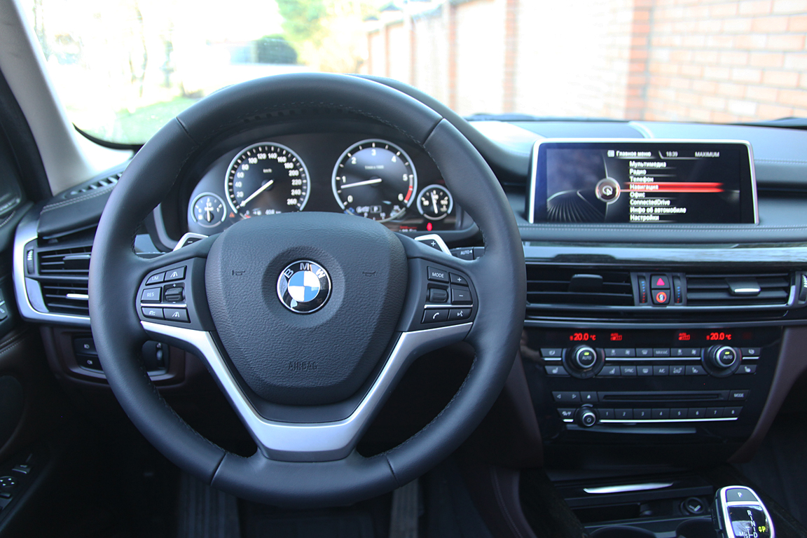 BMW Х5: Быстрее, выше, умнее