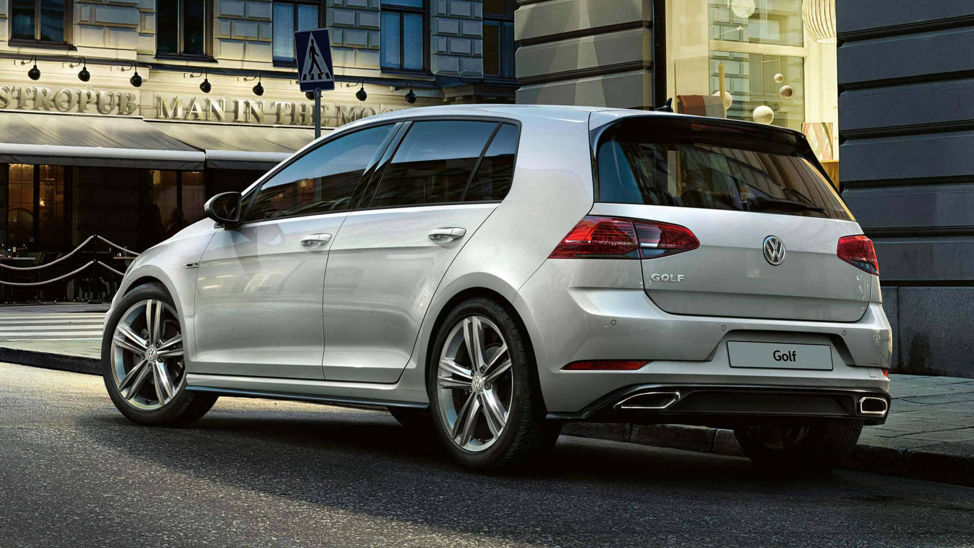 Volkswagen Golf R Line