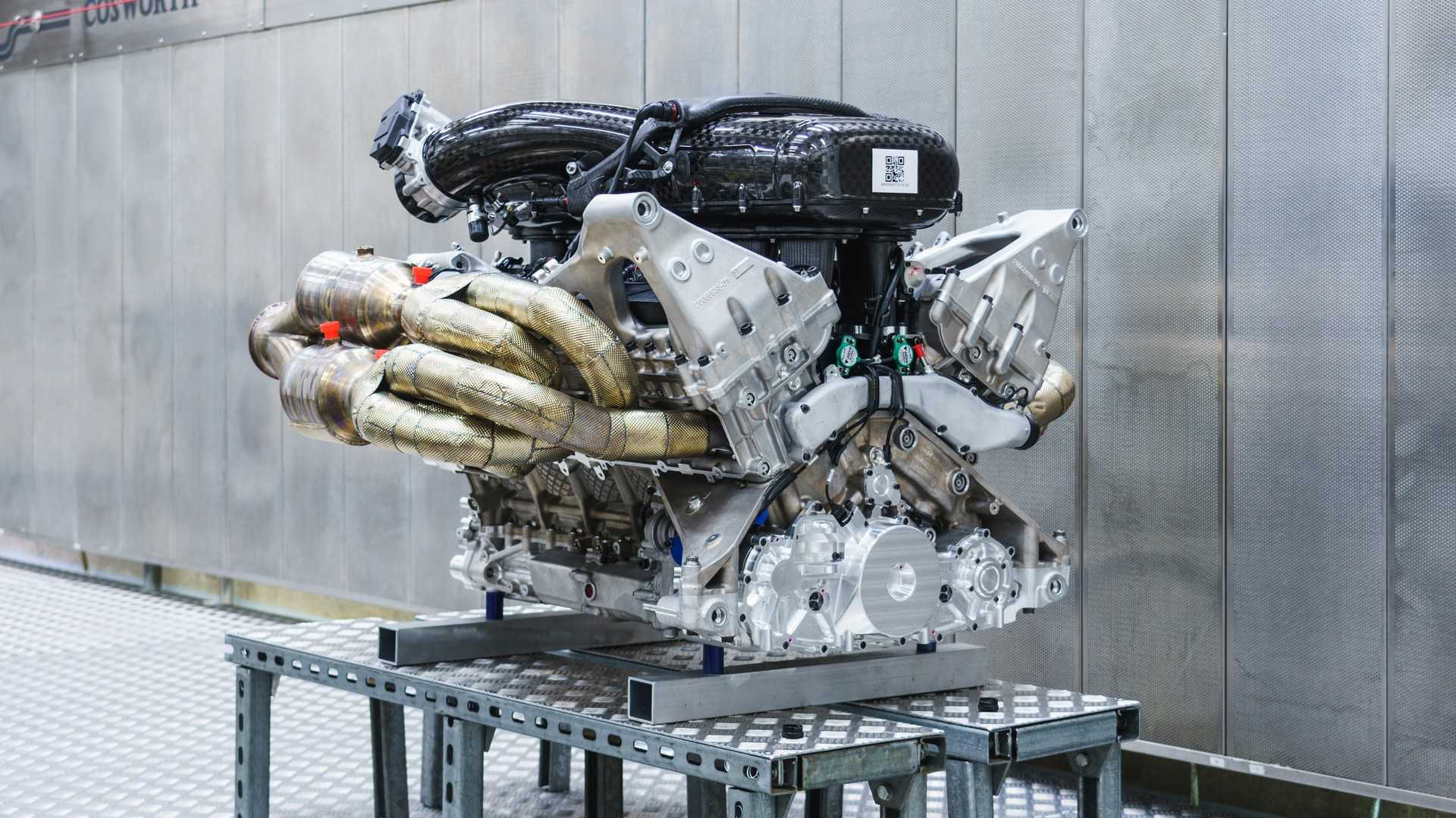 Гиперкар Aston Martin Valkyrie: мотор