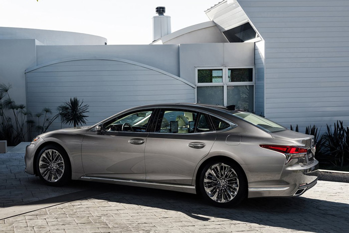 Lexus LS 500