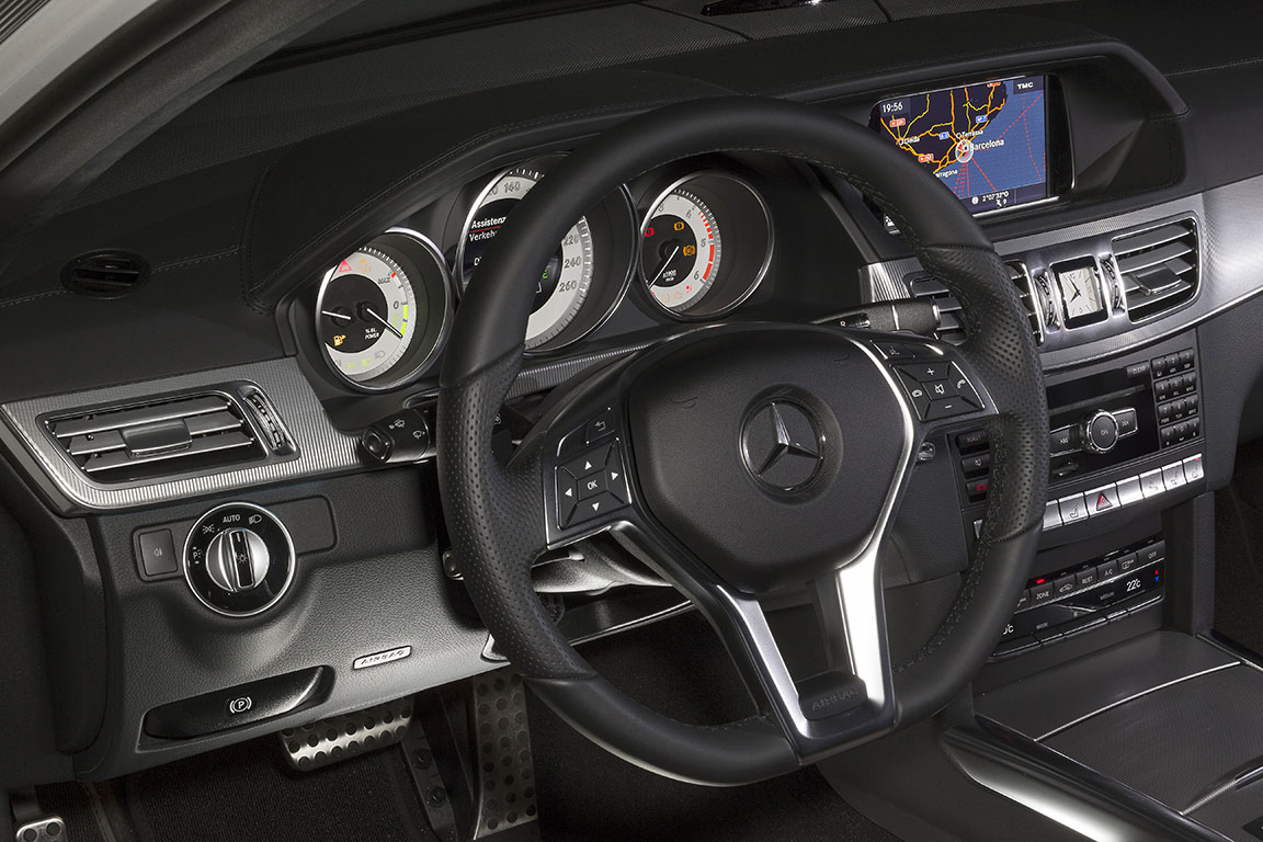 Mercedes-Benz E-сlass: Стандарт качества